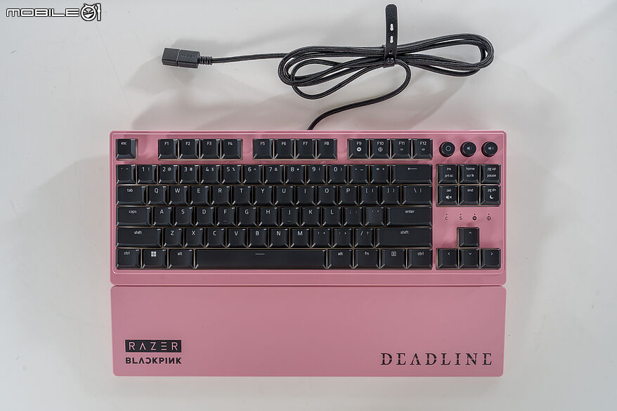 BLACKPINK X Razer 系列聯名電競裝備開箱｜粉墨力量打造實用至上雙重信仰