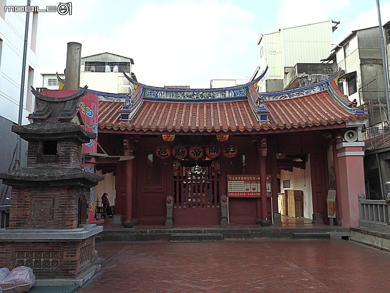 彰化 彰邑聖王廟(威惠宮)、大西門福德祠、彰邑關帝廟、彰邑慶安宮、懷忠祠、曇花佛堂、梨春園曲館 — 彰化市區古蹟探訪之一