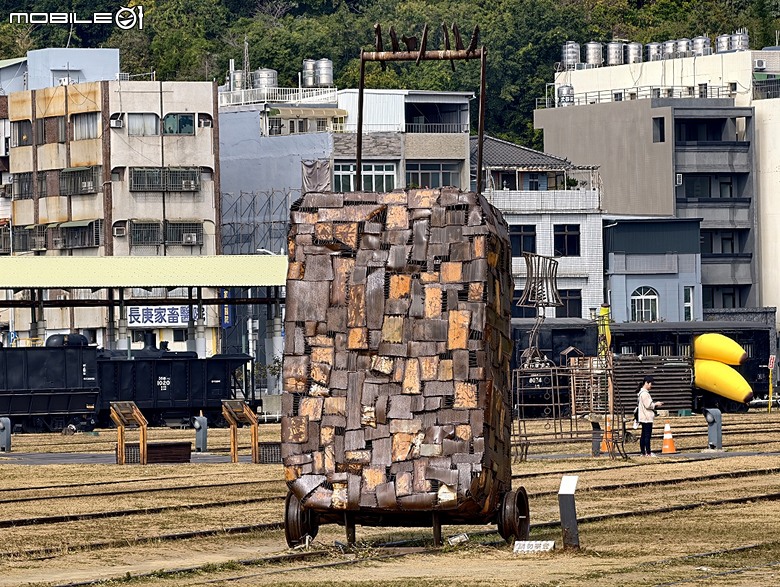 哈瑪星鐵道園區、舊打狗驛故事館、高雄港車站北號誌樓、鐵道園區天空雲台、金馬賓館當代美術館、打狗水道量水器室,附掛2026高雄冬日遊樂園紀實 — 冬日高雄港濱散策 哈瑪星鐵道園區篇
