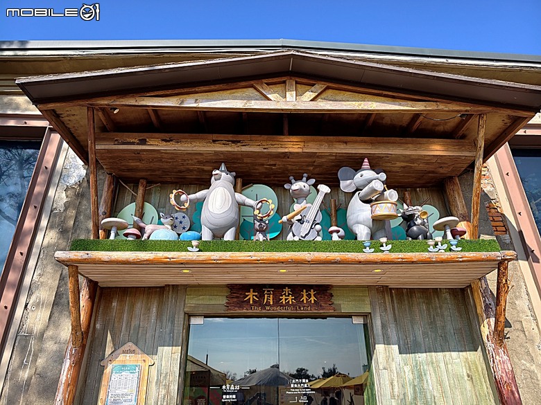 駁二藝術特區(蓬萊倉庫、大勇倉庫、大義倉庫)、大港橋、哈瑪星台灣鐵道館、典藏駁二餐廳 ARTCO、李家圓仔湯 — 冬日高雄港濱散策 駁二篇