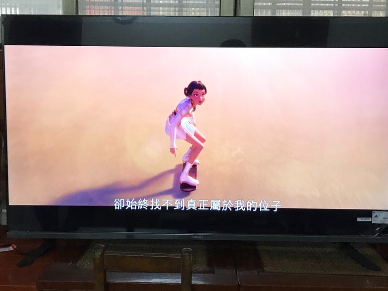 點我看大圖 奇美 TL-50G300 使用評價:暗色系畫面看不清楚、彩色畫面跟聲音還可以、app執行的速度不快也不適合裝多、較適合輕度串流影音使用者的智慧電視