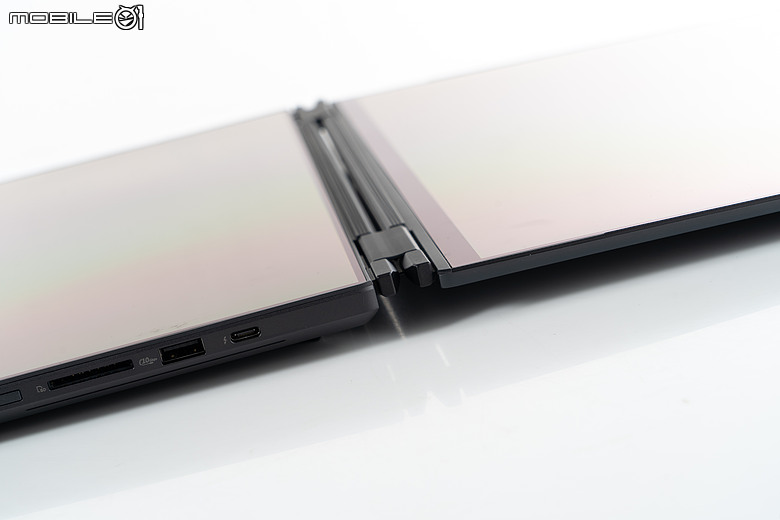 ROG Zephyrus Duo (2026) GX651｜極致多工與旗艦效能並存，雙螢幕電競筆電天花板！
