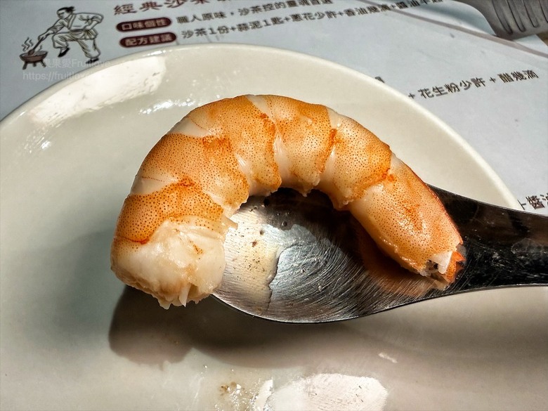 點我看大圖 四代傳承古早味!手炒沙茶爐清甜不膩,越煮越香,台中聚餐推薦