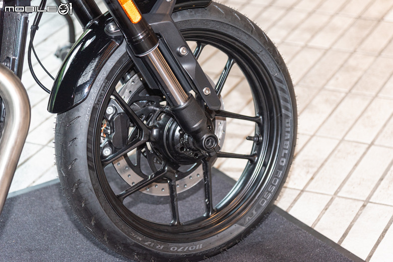 Triumph Thruxton 400 極速登場！21.98萬元坐擁英倫經典！