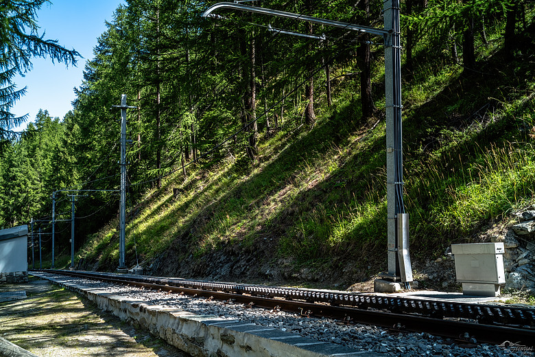 點我看大圖 2024瑞士義大利山脈之旅之11-2、0823 Gornergrat到Zermatt