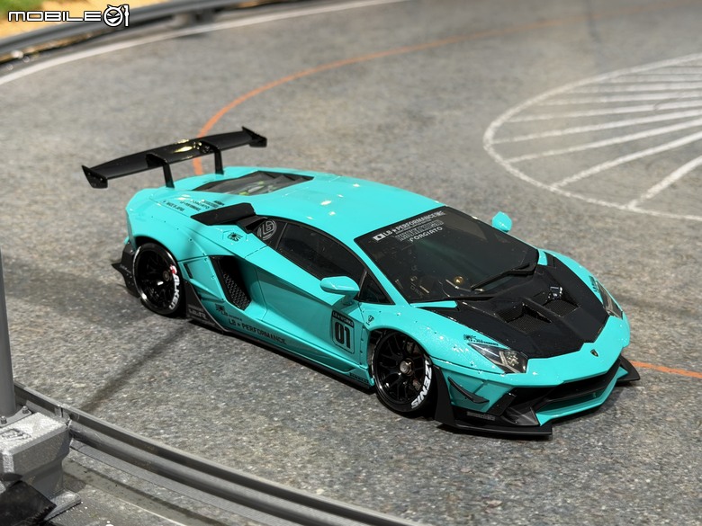 【遙控模型】LB★Works Lamborghini Aventador Limited Editon Ver.2 - DriftArt 4 蒂芙妮藍