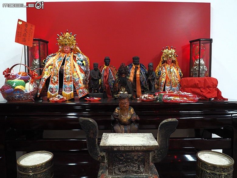 彰化 彰邑聖王廟(威惠宮)、大西門福德祠、彰邑關帝廟、彰邑慶安宮、懷忠祠、曇花佛堂、梨春園曲館 — 彰化市區古蹟探訪之一