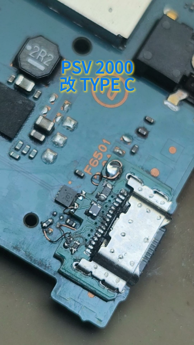 PS VITA 2000 改 TYPE-C 接口，可雙向充電，雙向數據傳輸