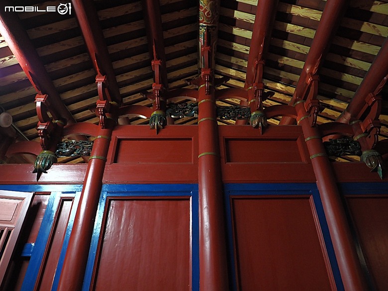 彰化 彰邑聖王廟(威惠宮)、大西門福德祠、彰邑關帝廟、彰邑慶安宮、懷忠祠、曇花佛堂、梨春園曲館 — 彰化市區古蹟探訪之一