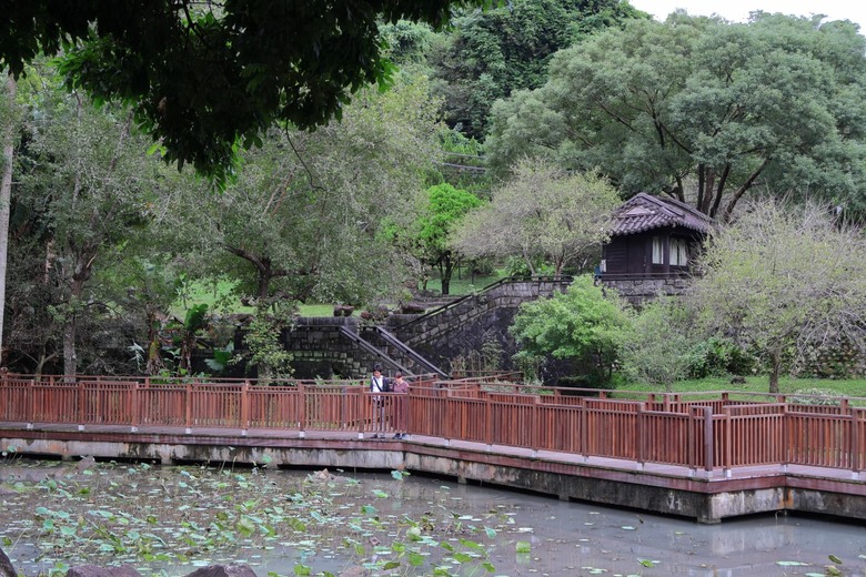 【遊記】第三章，誰說到「國立故宮博物院」一定要看「文物」，至德園 - 大漠國渡