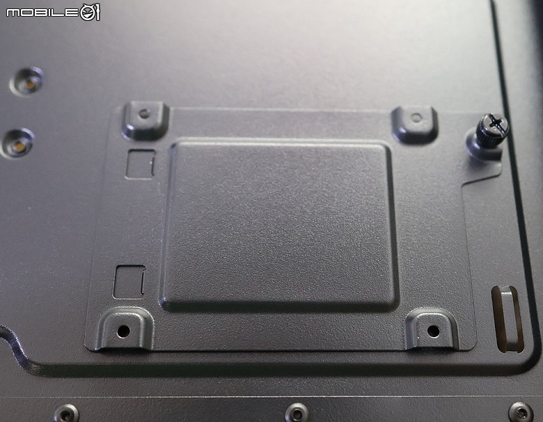 木紋裝飾風量強化 Antec P30 ARGB