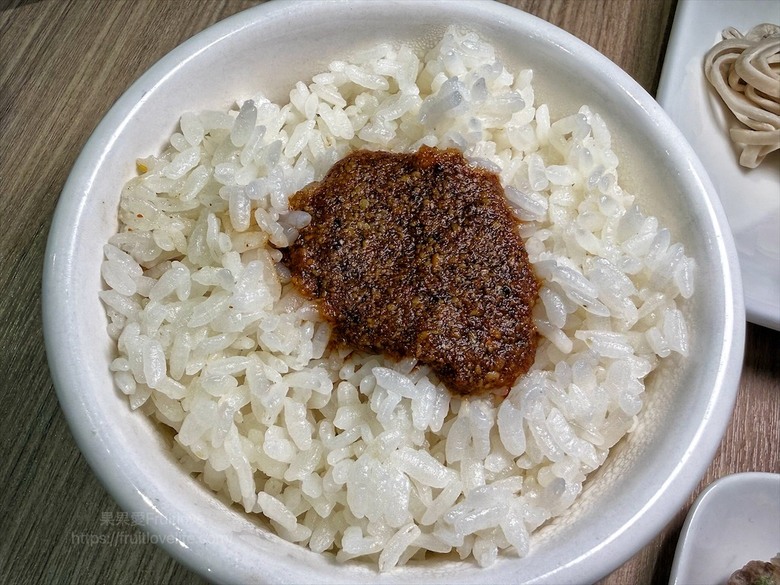 點我看大圖 四代傳承古早味!手炒沙茶爐清甜不膩,越煮越香,台中聚餐推薦