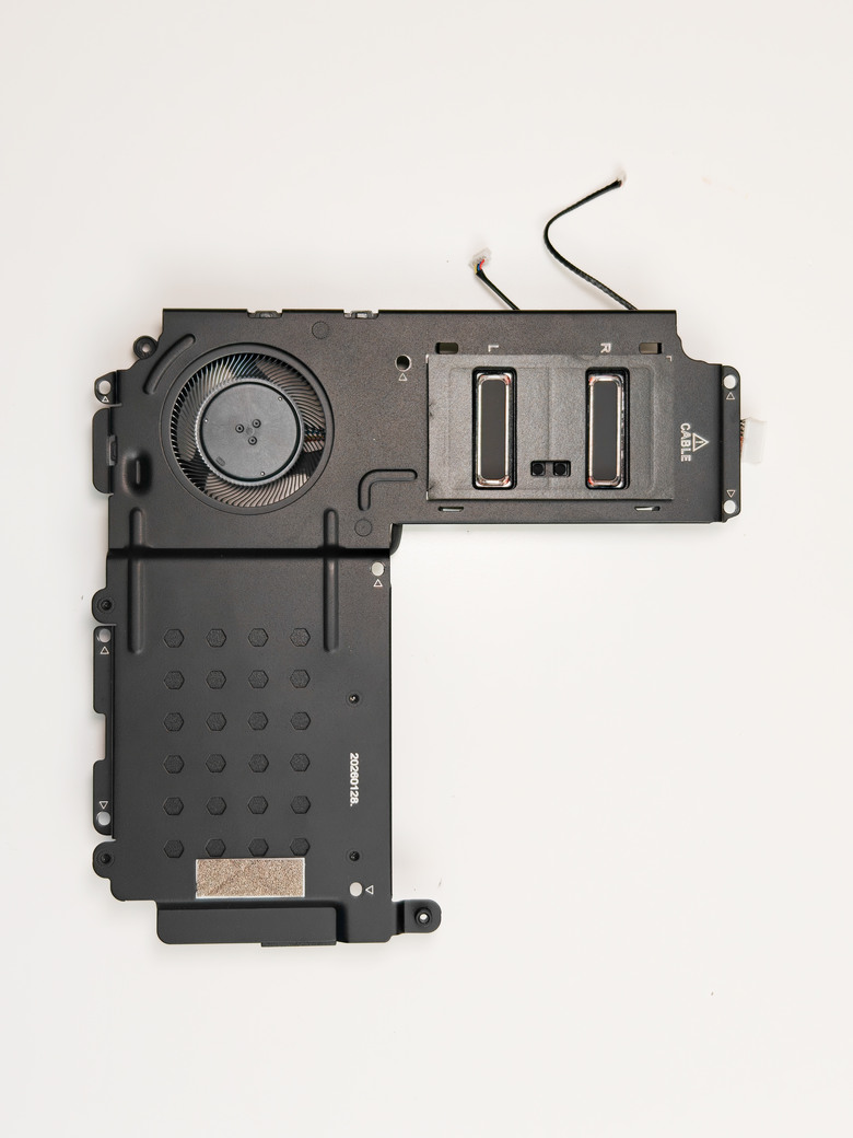 Minisforum AI X1 Pro 255 迷你電腦簡單開箱