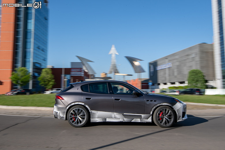 【海外新訊】Maserati 釋出小改款 Grecale、GranTurismo、GranCabrio 測試照，預計今年稍晚正式亮相！