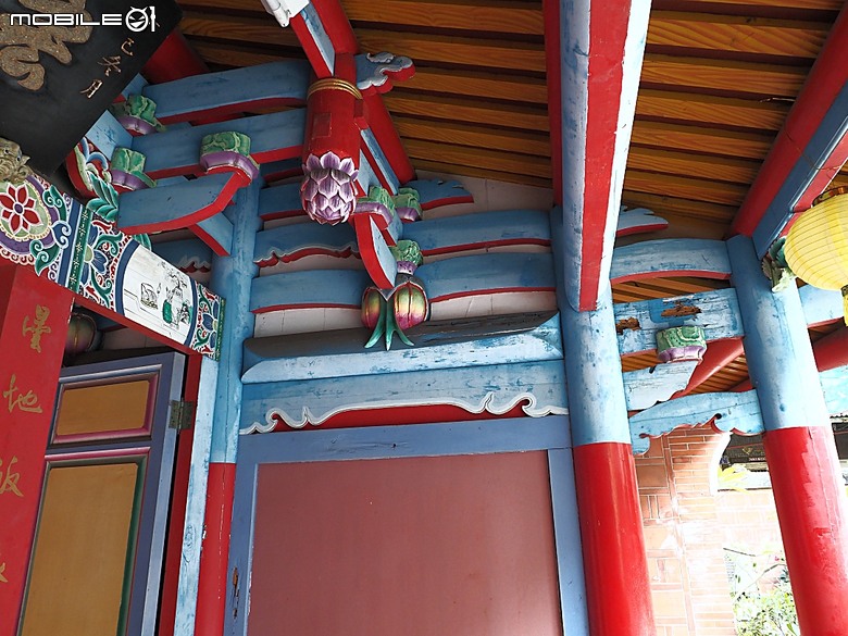 彰化 彰邑聖王廟(威惠宮)、大西門福德祠、彰邑關帝廟、彰邑慶安宮、懷忠祠、曇花佛堂、梨春園曲館 — 彰化市區古蹟探訪之一