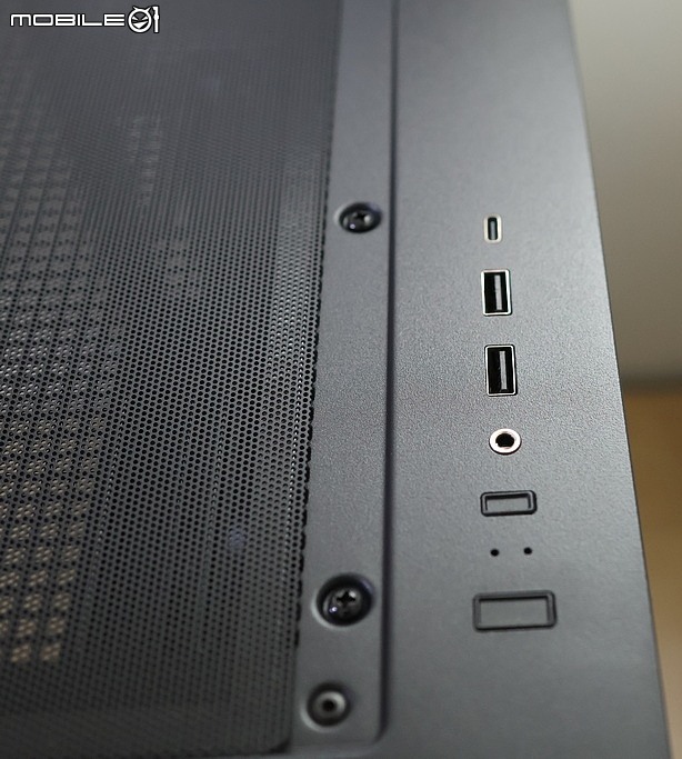 木紋裝飾風量強化 Antec P30 ARGB