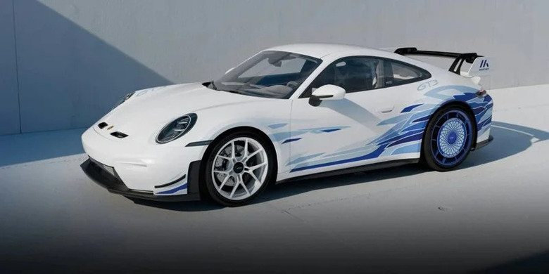 日本才有的911 GT3長這樣！切子玻璃＋藍染元素一次到位