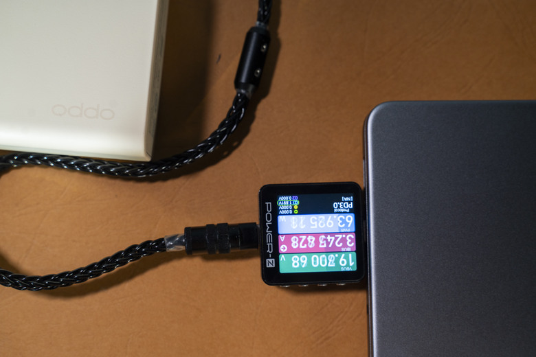 【開箱測試】OPPO 120W超能艙行動電源 15000mah 外型亮眼 效能不佳
