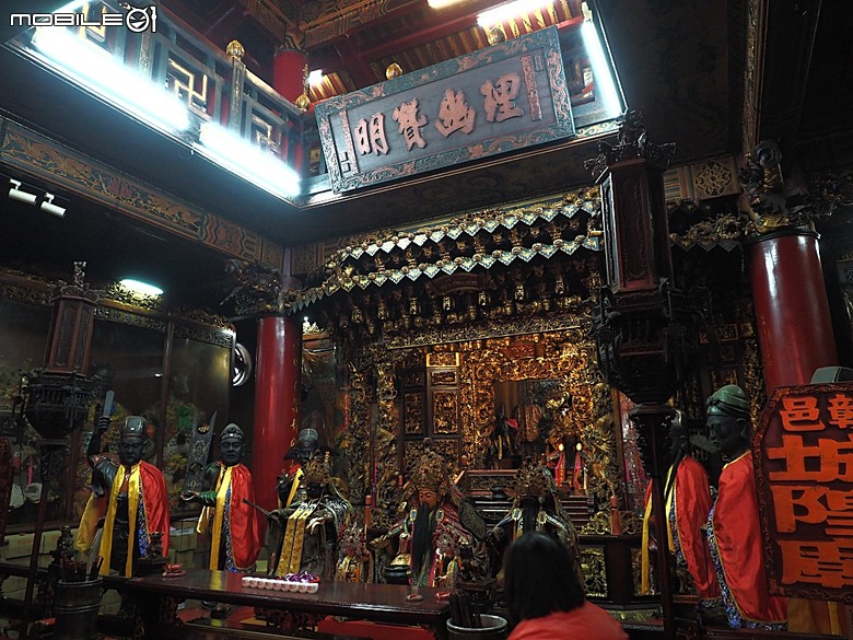 彰化 彰邑聖王廟(威惠宮)、大西門福德祠、彰邑關帝廟、彰邑慶安宮、懷忠祠、曇花佛堂、梨春園曲館 — 彰化市區古蹟探訪之一