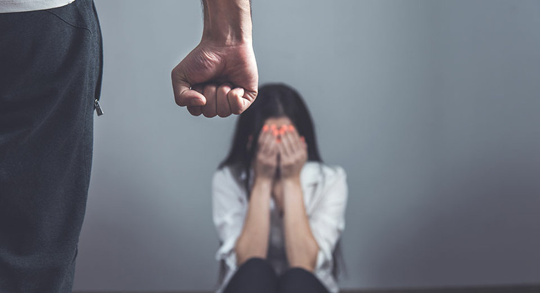 【警惕】愛到卡慘死?別把恐怖情人的「變態監控」當成愛的表現!