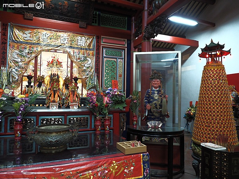 彰化 彰邑聖王廟(威惠宮)、大西門福德祠、彰邑關帝廟、彰邑慶安宮、懷忠祠、曇花佛堂、梨春園曲館 — 彰化市區古蹟探訪之一