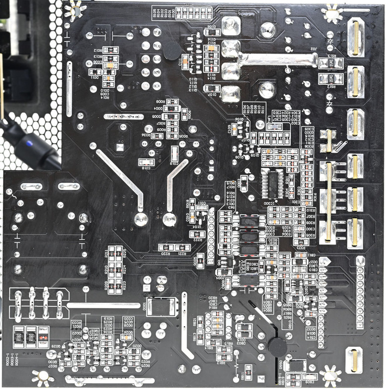 GIGABYTE GAMING 1000GM PG5 1000W金牌全模組電源開箱