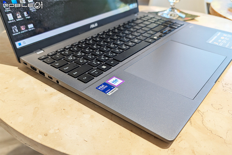 微開箱 S3607AA Core Ultra 5 325 咖啡廳偷閒一下