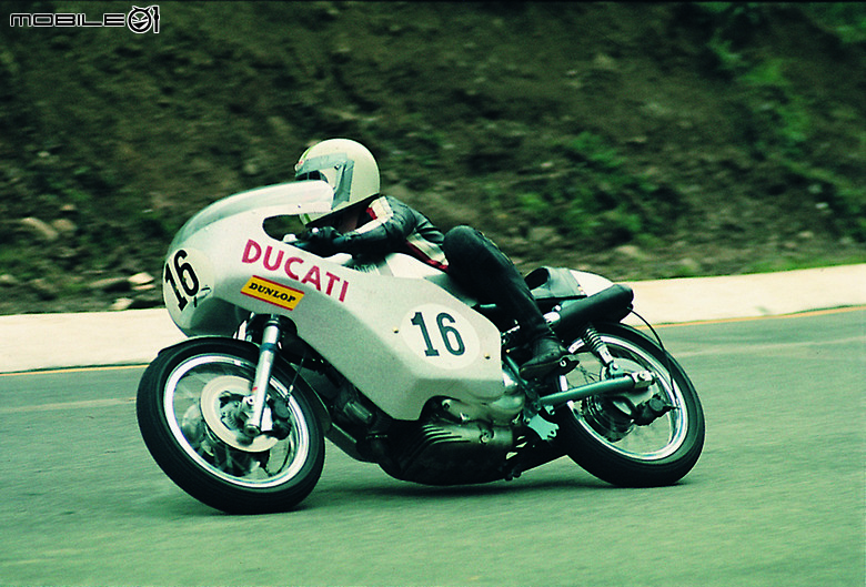 點我看大圖 DUCATI 百週年十款歷史經典賽車塗裝限量登場!Collezione 100特殊版本發表!