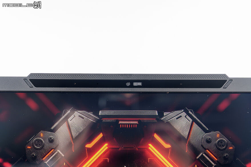 MSI Crosshair 16 Max HX E2W｜鎖定勝負的精準效能控制