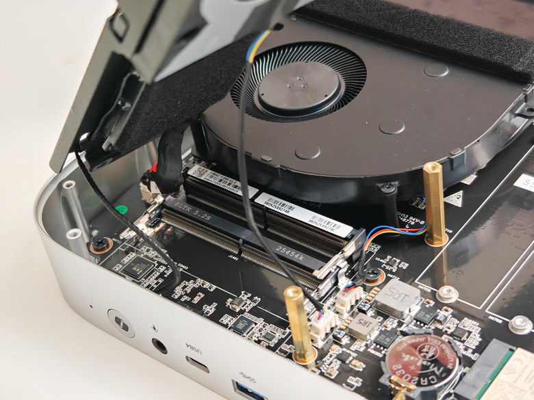 Minisforum AI X1 Pro 255 迷你電腦簡單開箱