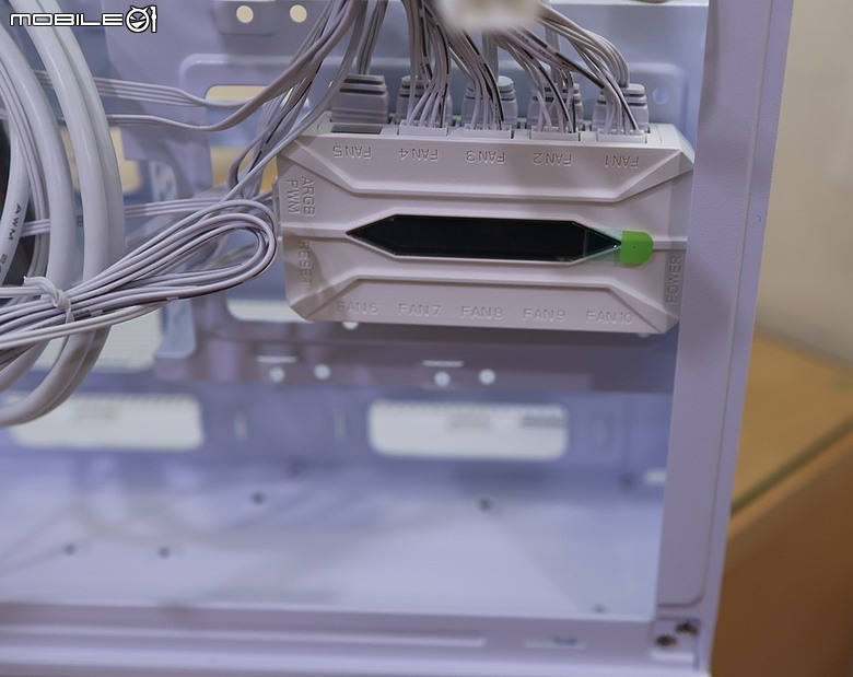 視博通 SAK280 中塔入門款雙艙懸浮海景房