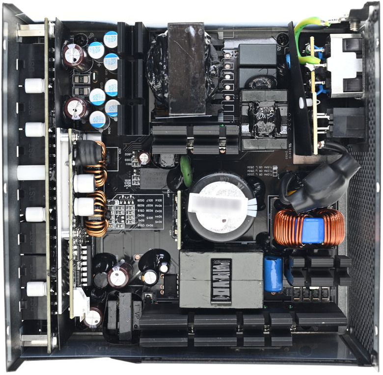 GIGABYTE GAMING 1000GM PG5 1000W金牌全模組電源開箱