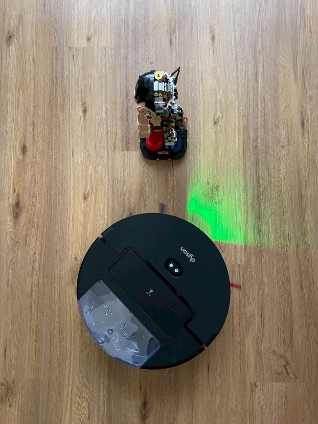 開箱 Dyson Spot+Scrub Ai 掃拖機器人