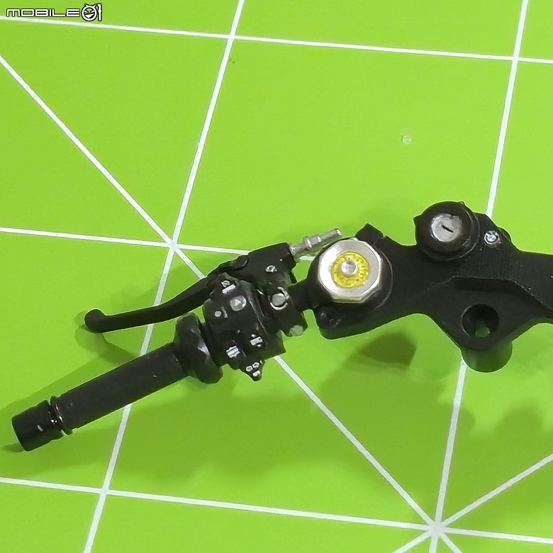 點我看大圖 🔧【模型新手也能輕鬆組 Part5】🏍️ 1/9 MENG MT-009S 1/9 BMW M1000RR 悅色版