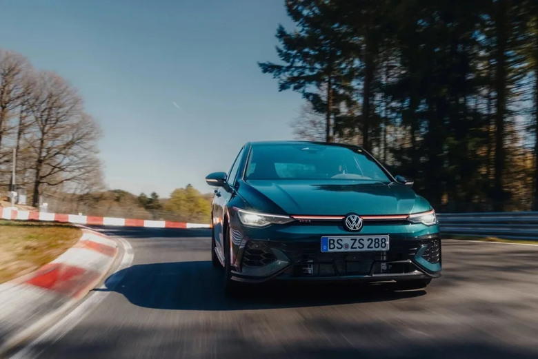 紐柏林最速前驅易主!Volkswagen Golf GTI Edition 50 重奪「綠色地獄」寶座