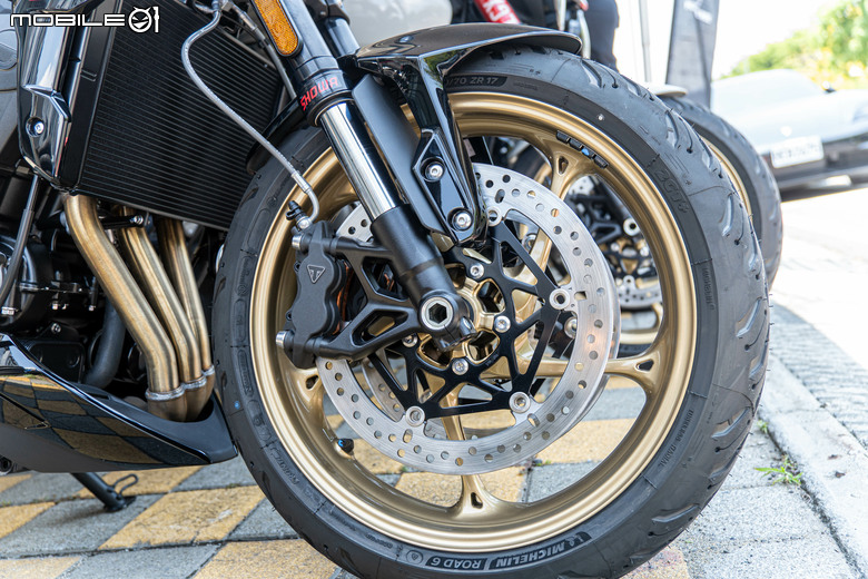 2026 Triumph Trident 800 發表試駕｜建議售價：499,000元，動力大提升扭力超有感！