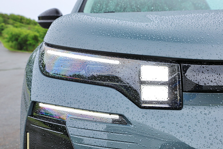 (映像分享) 享受雨中漫步舞曲feat. CITROËN C5 AIRCROSS