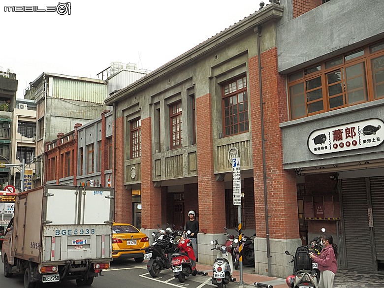 桃園景福宮、大廟口派出所、桃園77藝文町、桃園文學館、桃園市新住民文化會館、桃園軌道願景館、米倉劇場、桃園文昌宮、桃園第一街 — 2026桃園舊市區與古城巡訪
