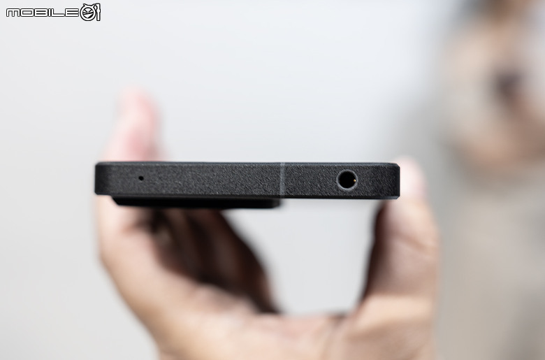 Sony Xperia 1 VIII 登台！AI 攝影助理、大感光望遠鏡頭一次升級，礦石設計成新亮點
