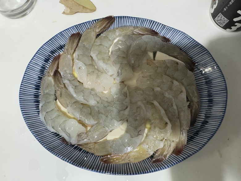 零失敗大菜!蒜蓉豆腐蒸蝦~只要會用電鍋,你也是大廚