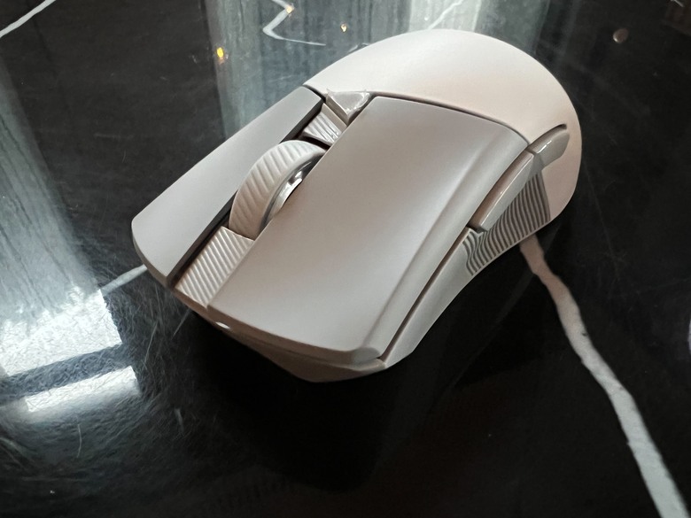 [輕開箱] ROG Gladius III Wireless Aimpoint 三模滑鼠
