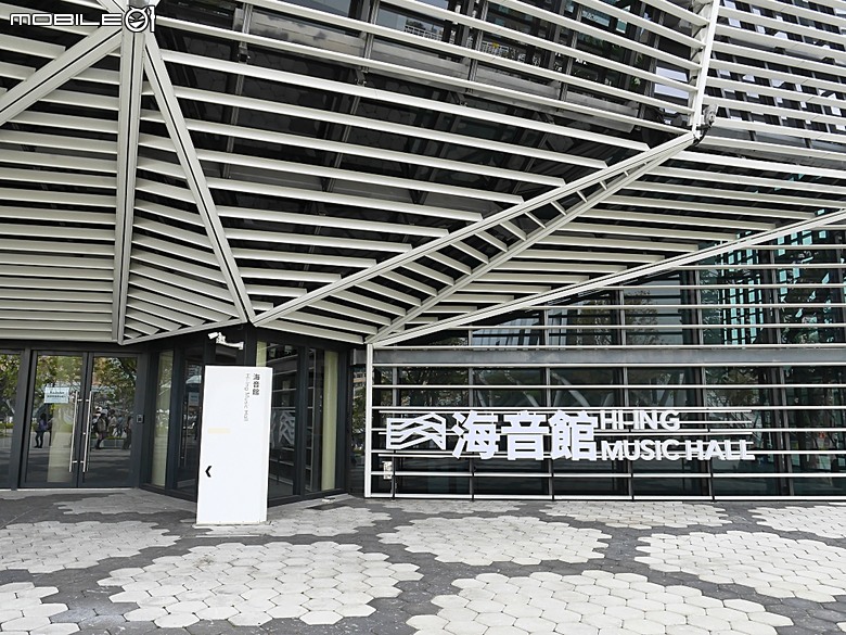 哈瑪星鐵道園區、舊打狗驛故事館、高雄港車站北號誌樓、鐵道園區天空雲台、金馬賓館當代美術館、打狗水道量水器室,附掛2026高雄冬日遊樂園紀實 — 冬日高雄港濱散策 哈瑪星鐵道園區篇