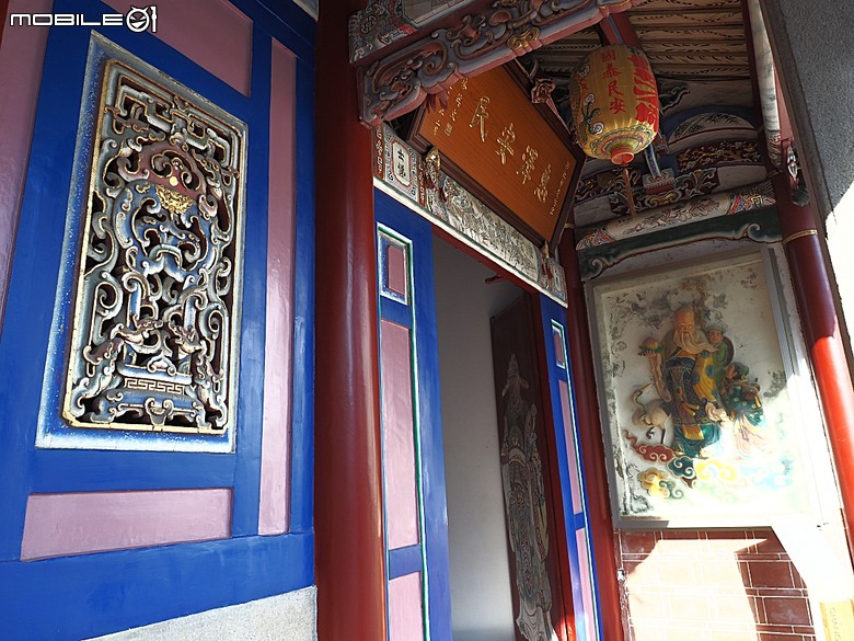 彰化 彰邑聖王廟(威惠宮)、大西門福德祠、彰邑關帝廟、彰邑慶安宮、懷忠祠、曇花佛堂、梨春園曲館 — 彰化市區古蹟探訪之一