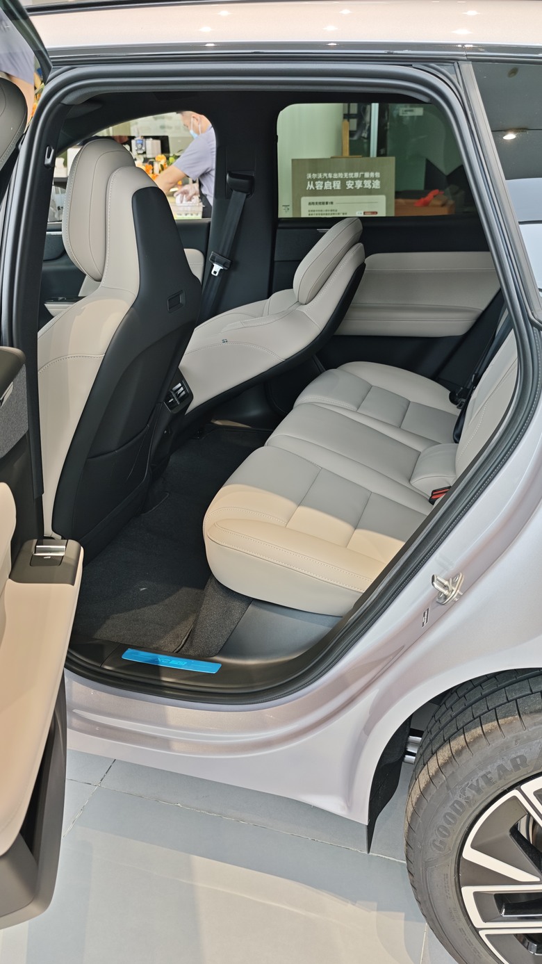Volvo New XC70 - 境外首次素人試駕分享(應該是啦~)