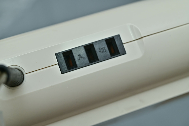 [開箱]全新三菱電機 SG-1300 翻頁鐘開箱分享