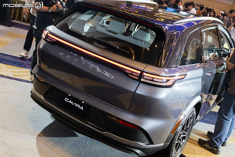 【採訪】規劃雙車型預售價123.9萬元起，Foxtron Cavira即日起展開預售、6/17正式上市！