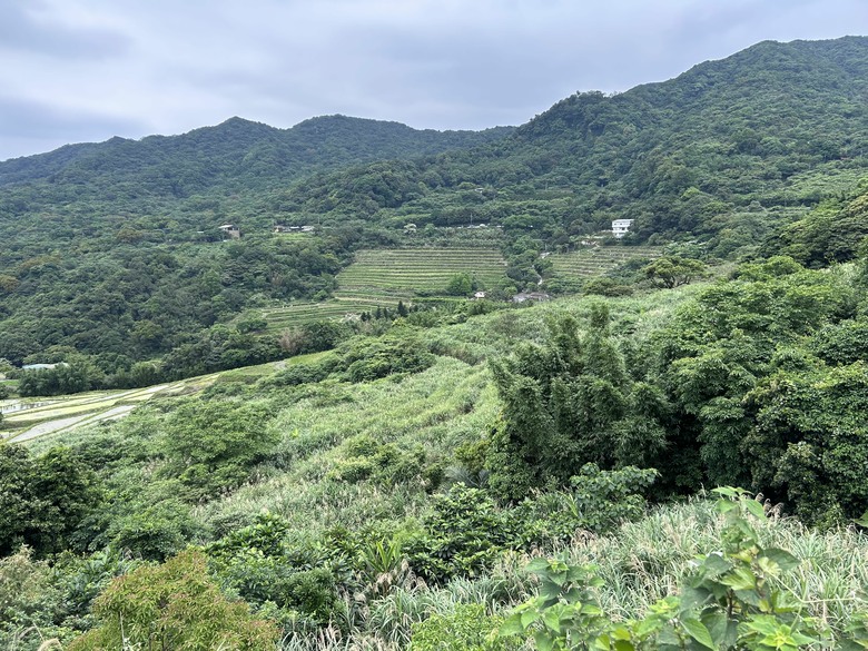 跟著SCC車隊賴神順騎如來神掌，KHS vitamin E輕旅行