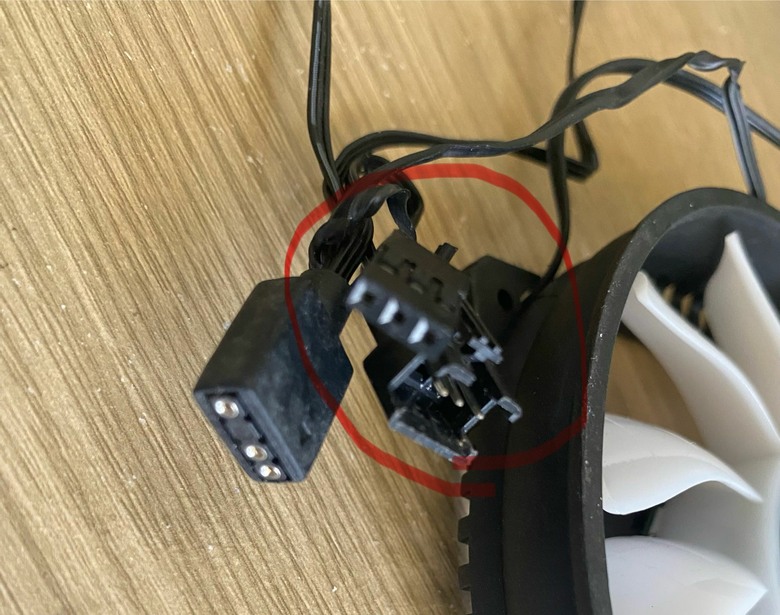 我要買什麼才可以串聯這些led風扇？