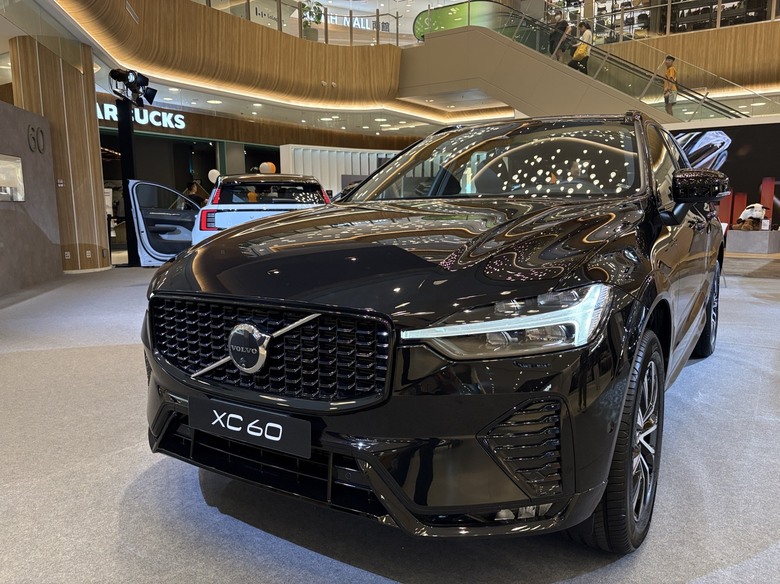 台中三井LaLaPort巧遇XC60巡展