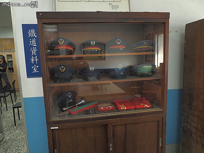 哈瑪星鐵道園區、舊打狗驛故事館、高雄港車站北號誌樓、鐵道園區天空雲台、金馬賓館當代美術館、打狗水道量水器室,附掛2026高雄冬日遊樂園紀實 — 冬日高雄港濱散策 哈瑪星鐵道園區篇